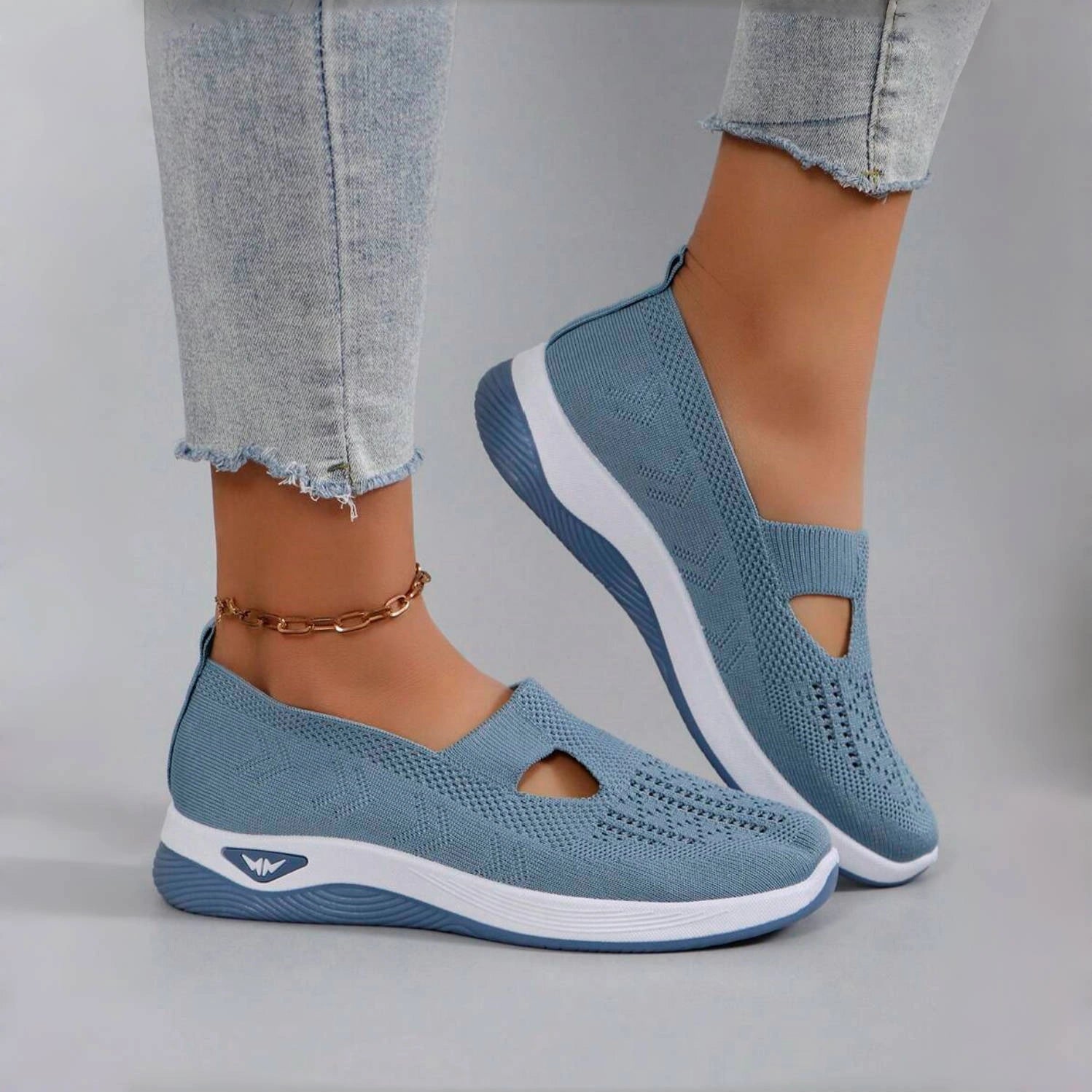 Women's comfortable breathable knitted sneakers