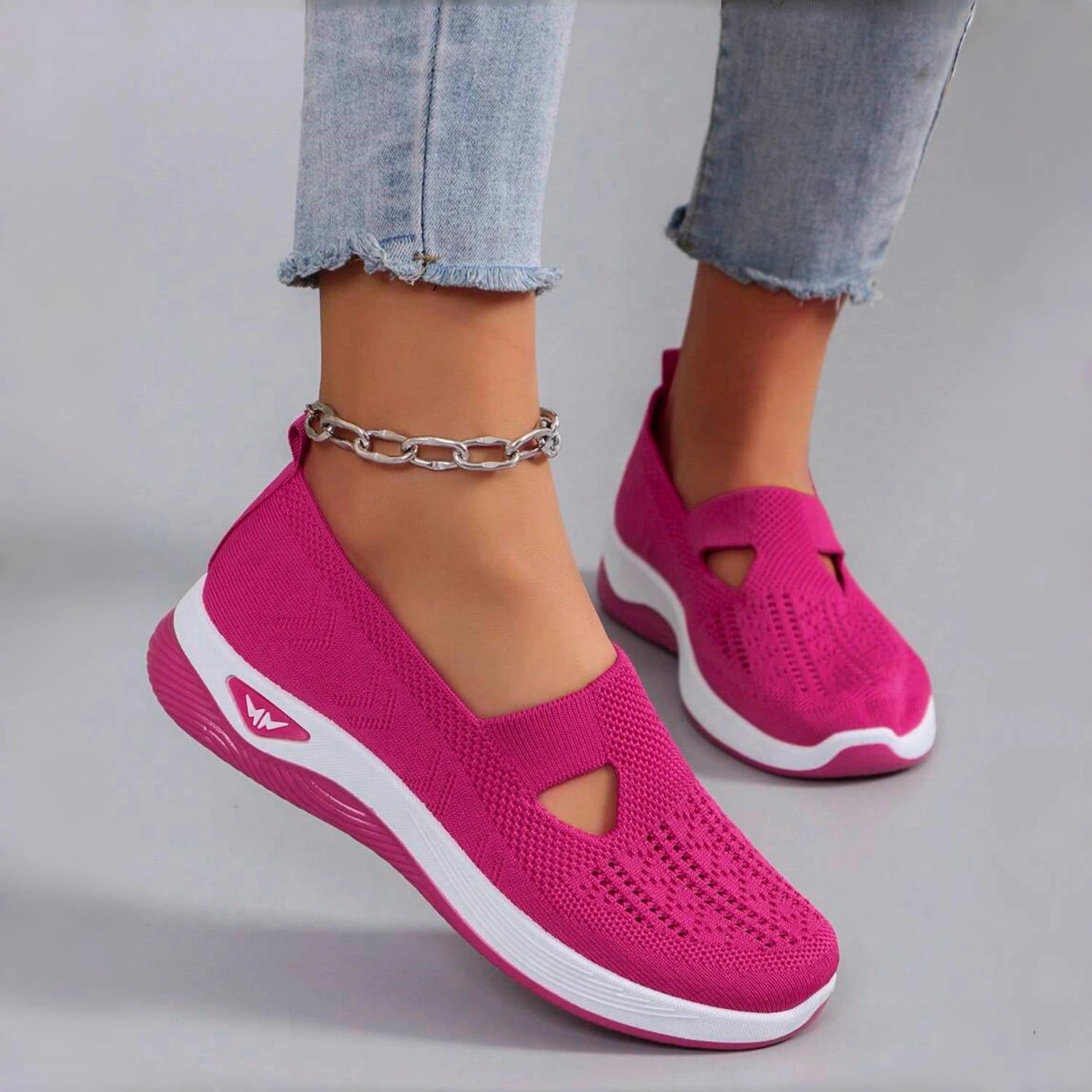 Women's comfortable breathable knitted sneakers