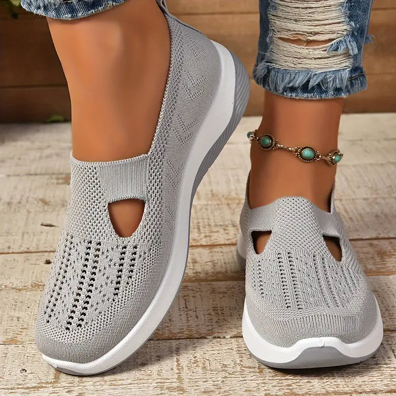 Women's comfortable breathable knitted sneakers