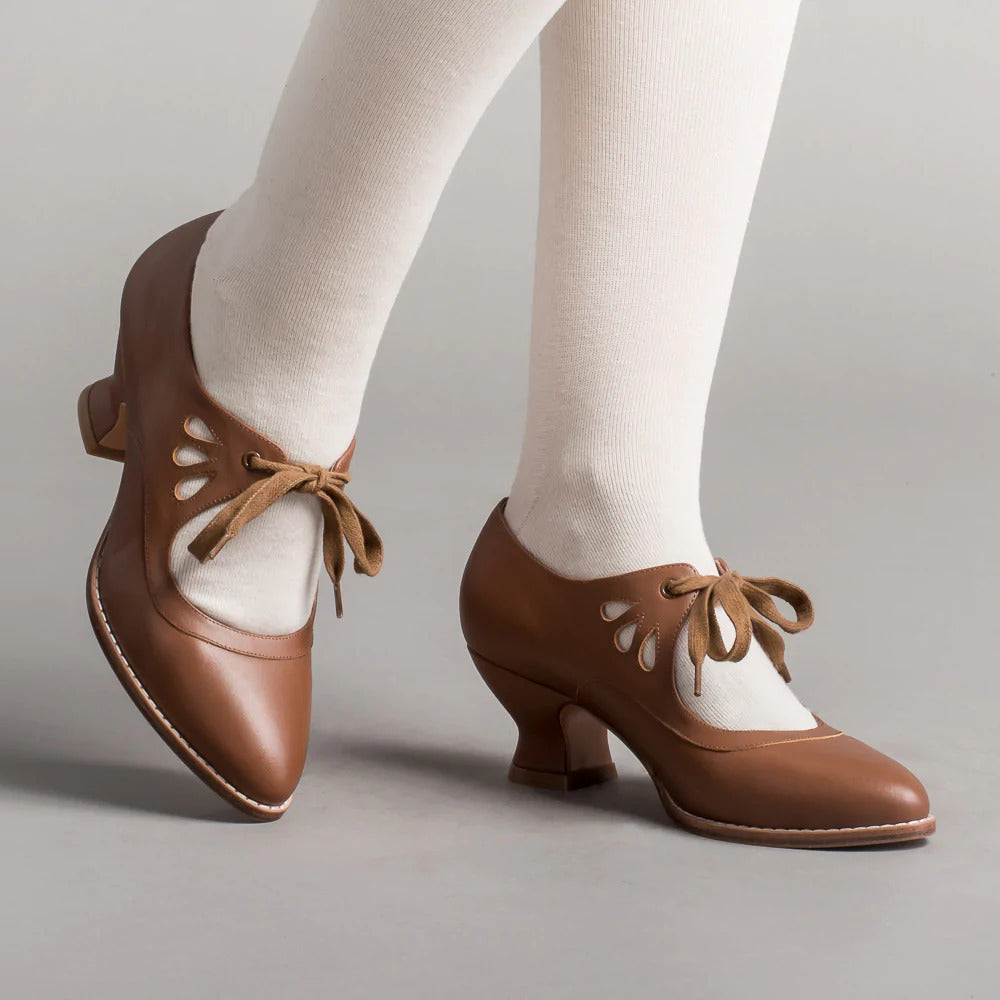 Women's Vintage Lace-Up Leather Heels