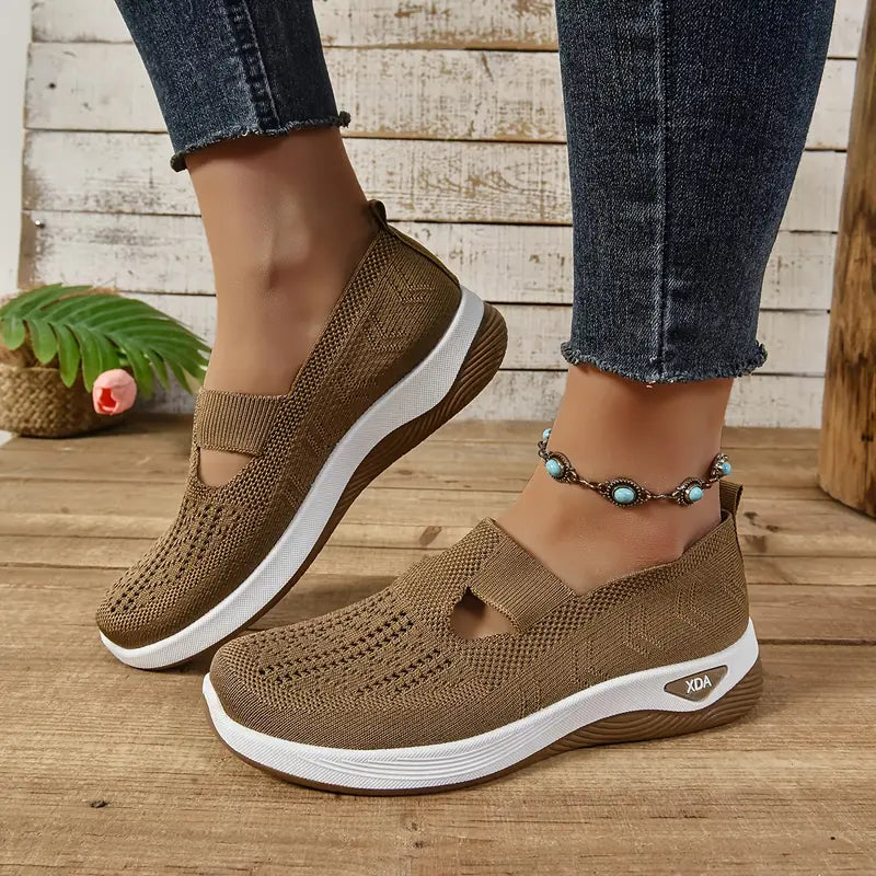 Women's comfortable breathable knitted sneakers