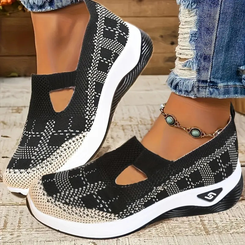 Women's comfortable breathable knitted sneakers