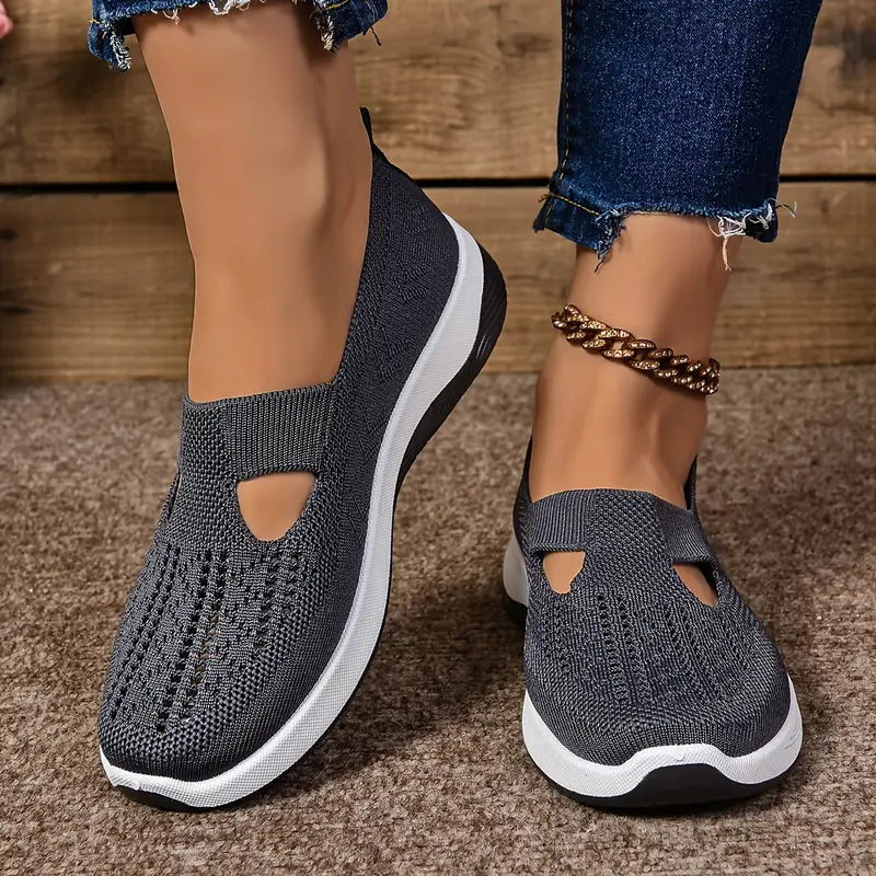 Women's comfortable breathable knitted sneakers